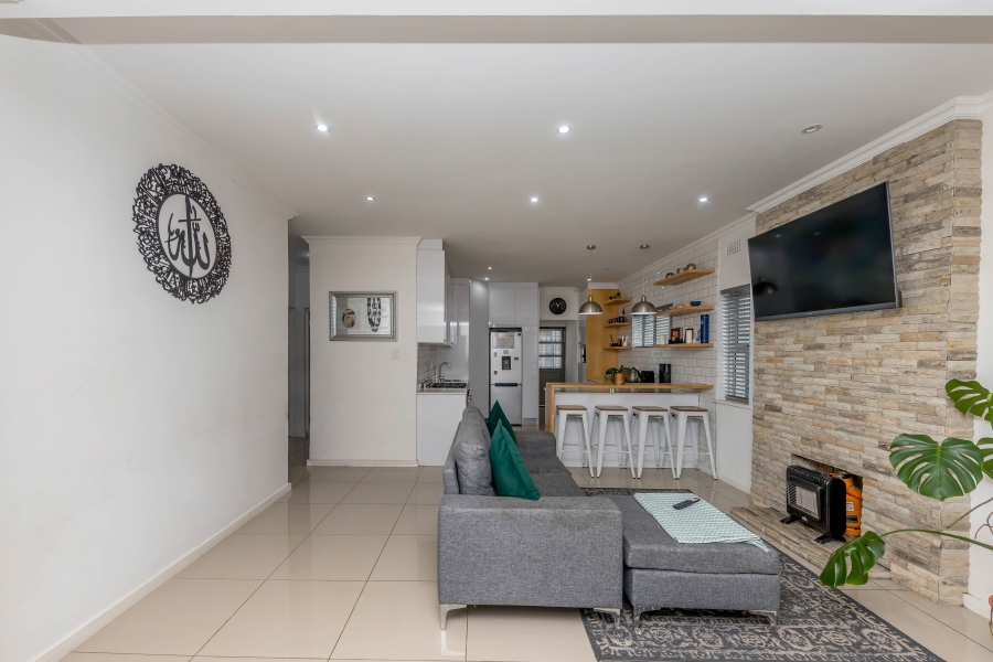 4 Bedroom Property for Sale in Ferness Estate Western Cape